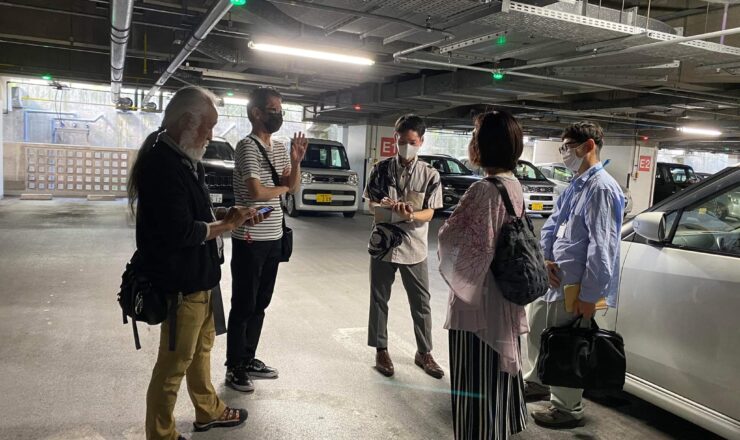 那覇市役所地下駐車場